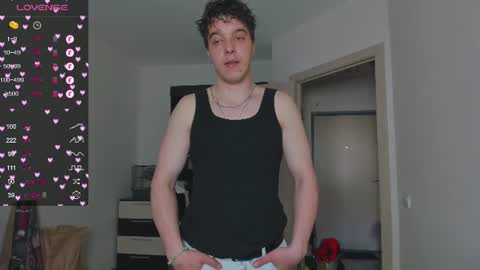 Snapshot of just_edwins chatting on June 2026 04:19:02 PM Edwins online show from June 2026 04:19:02 PM