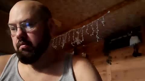 just_hangin_around online show from September 2025 01:38:02 PM