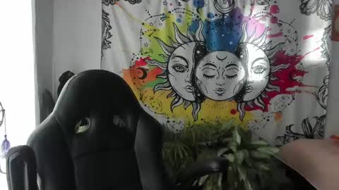 Sofia online show from February 2025 05:33:01 PM