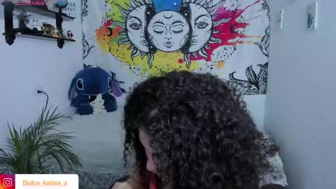 Sofia online show from November 2025 01:41:02 AM