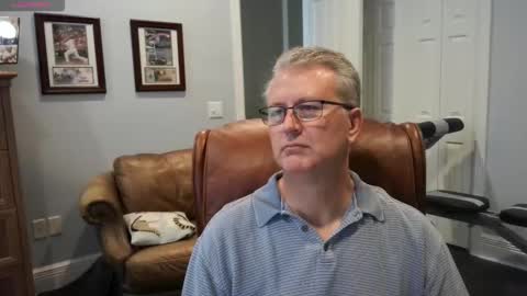 Snapshot of justavoyeurhere chatting on November 2025 06:18:02 PM Michael online show from November 2025 06:18:02 PM