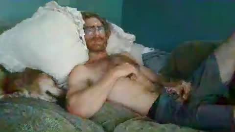 justin_beaver84 online show from May 2026 08:26:01 PM