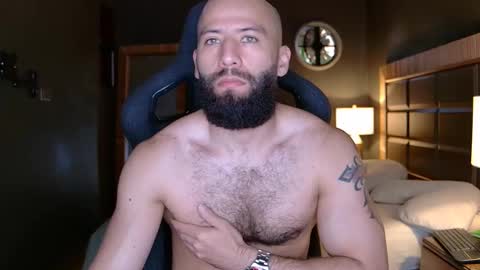 Snapshot of justin_hton chatting on November 2025 08:18:01 PM Justin online show from November 2025 08:18:01 PM