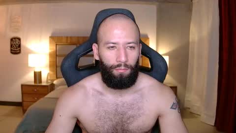 Snapshot of justin_hton chatting on November 2025 02:37:02 AM Justin online show from November 2025 02:37:02 AM