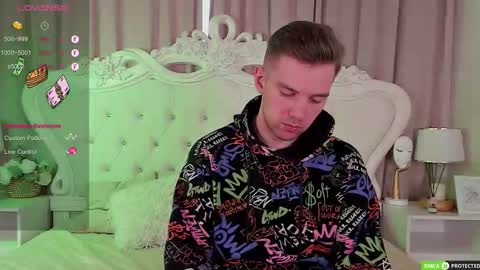 Snapshot of justin_reed chatting on November 2025 08:48:01 AM Arthur online show from November 2025 08:48:01 AM