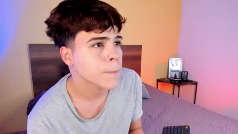 Justin online show from February 2025 04:32:02 AM