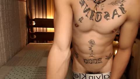 justine_hunk online show from January 2025 10:19:01 AM