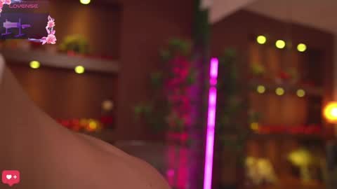 Snapshot of justinnejade chatting on December 2024 12:33:01 PM Justy online show from December 2024 12:33:01 PM