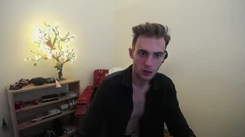 Hologram Guy online show from June 2026 06:25:02 AM