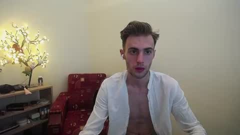 Hologram Guy online show from July 2026 09:15:01 AM