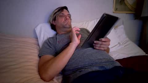 Snapshot of justinnorthwood chatting on November 2025 07:42:02 AM JustinNorthwood online show from November 2025 07:42:02 AM