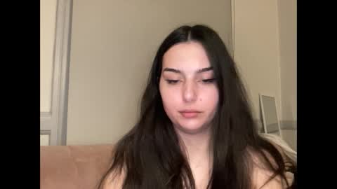 Jess online show from September 2025 04:23:01 AM