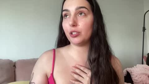 Jess online show from March 2026 12:17:01 AM