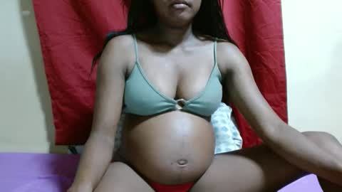 Justlhot online show from January 2025 12:02:01 AM