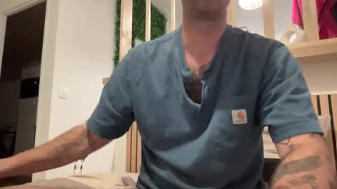 justmeandyou00 online show from February 2025 06:33:02 PM