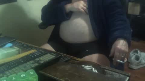 justmeohio online show from December 2025 02:18:01 AM