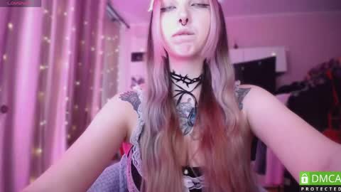 justmeowgirl online show from May 2026 06:32:01 AM