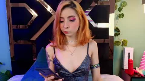 Mia online show from May 2026 08:48:02 PM