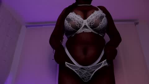 Snapshot of justnala_ chatting on January 2025 03:48:02 AM Nala online show from January 2025 03:48:02 AM