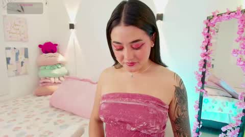 Snapshot of justonecute chatting on September 2025 02:14:01 AM Emy online show from September 2025 02:14:01 AM