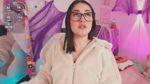 Snapshot of justonecute chatting on October 2025 11:24:02 PM Emy online show from October 2025 11:24:02 PM