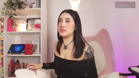 Snapshot of justonecute chatting on March 2026 01:12:02 AM Emy online show from March 2026 01:12:02 AM