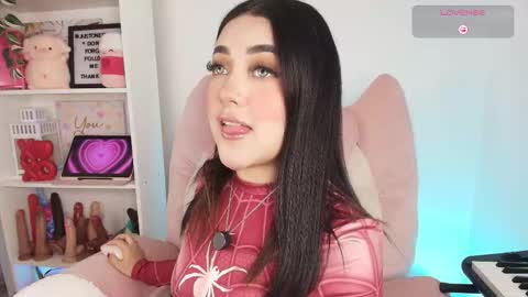 Snapshot of justonecute chatting on March 2026 12:27:02 AM Emy online show from March 2026 12:27:02 AM