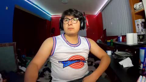 justsky117 online show from January 2025 04:01:01 AM