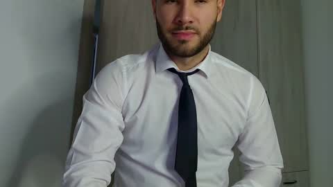 Justin online show from February 2025 06:26:02 AM