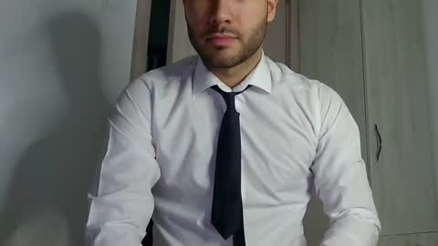 Justin online show from March 2025 05:33:02 AM