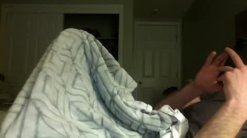 Snapshot of jwill10000 chatting on February 2026 11:36:01 PM J and Sugar snap pea online show from February 2026 11:36:01 PM