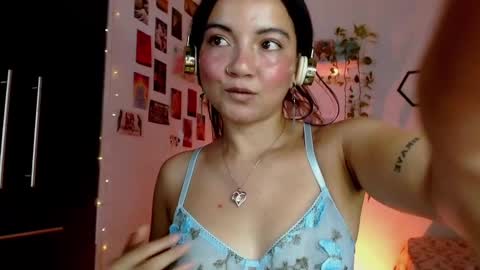 Snapshot of kablue_ chatting on February 2025 03:15:02 AM IG kablue 1 online show from February 2025 03:15:02 AM