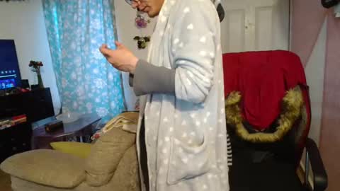 kael_art_d online show from March 2025 12:37:02 AM