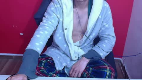 kael_art_d online show from October 2025 06:08:02 PM