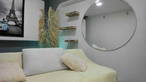 Antonella online show from October 2025 04:46:01 AM