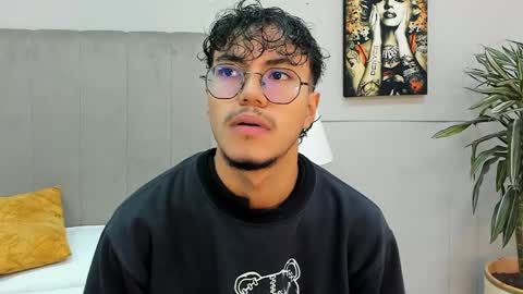 kai_storn online show from May 2026 10:42:01 AM