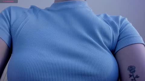 Kaia Ferreira online show from November 2025 12:38:02 PM