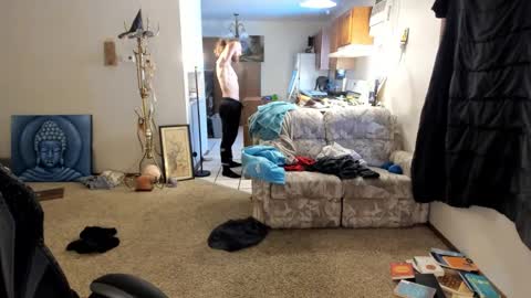 Kaiku77 online show from December 2025 08:15:01 PM