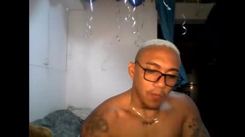 Snapshot of kail_1111 chatting on December 2025 03:00:01 AM kail_1111 online show from December 2025 03:00:01 AM