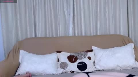 Kaila Lewis online show from October 2025 07:04:02 PM