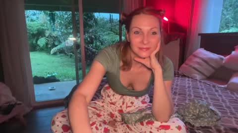 Kailee Smile online show from May 2026 04:40:01 AM