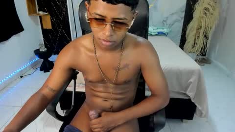 kaiser_alpha777 online show from April 2026 09:52:01 PM