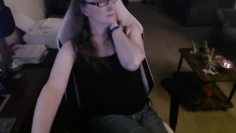 Snapshot of kait331 chatting on May 2026 01:25:02 AM Camprincess331 online show from May 2026 01:25:02 AM