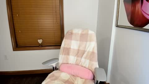 Snapshot of kaiyanui chatting on February 2025 01:04:02 AM Kaiya online show from February 2025 01:04:02 AM