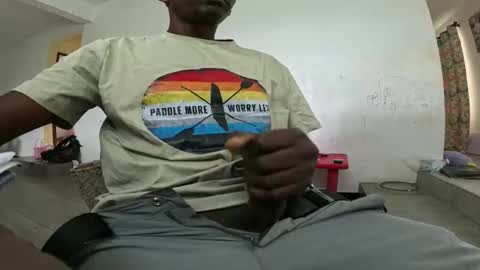 kakapete007 online show from November 2025 10:37:01 AM