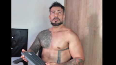 Snapshot of kaleth_price chatting on March 2025 03:45:02 PM Kaleth Price online show from March 2025 03:45:02 PM