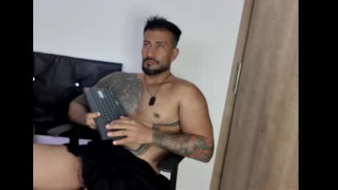 Snapshot of kaleth_price chatting on March 2025 12:00:02 AM Kaleth Price online show from March 2025 12:00:02 AM