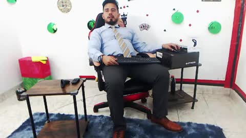 Kaleth online show from April 2026 04:02:02 PM