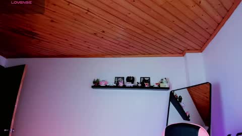 Kali Ka Please help me with your thumbs up its important   dont forget my birthday on October 26 online show from May 2026 04:34:01 PM