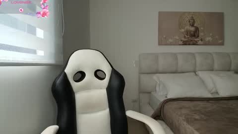 Snapshot of kaliffa_zoe chatting on September 2025 03:59:01 PM Zoe online show from September 2025 03:59:01 PM